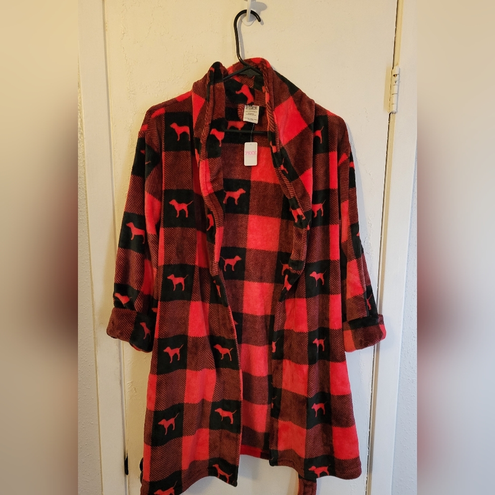 VS Pink Women's Bathrobe